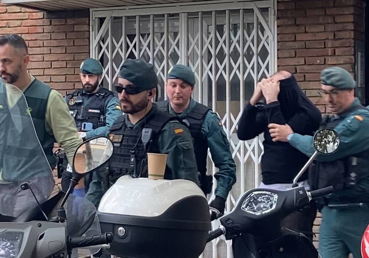 La Guardia Civil sospecha que el crimen de Pontons se perpetró en un bajo de Barcelona