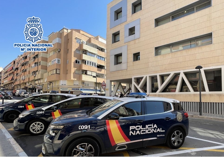 Detienen en Alicante a dos extorsionadores por amenazar a una mujer con descuartizarla y conseguir 7.000 euros