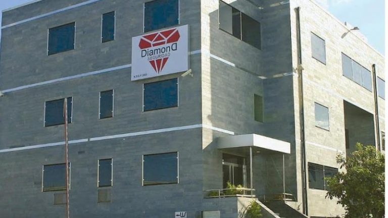 Vigilante de Seguridad en Buques: ¡Tu Aventura!